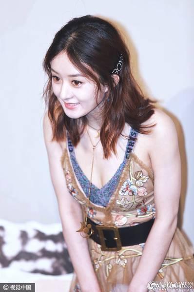 赵丽颖胸部图片,胸部曲线完美展现