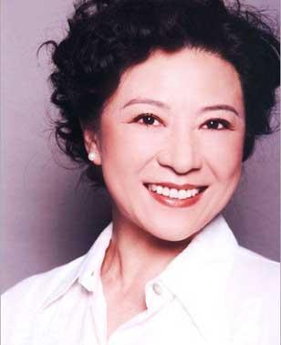 庞燕个人资料,才华横溢的艺术家，人生轨迹与成就概览